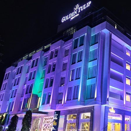 Golden Tulip Essential Jaipur Hotel Buitenkant foto