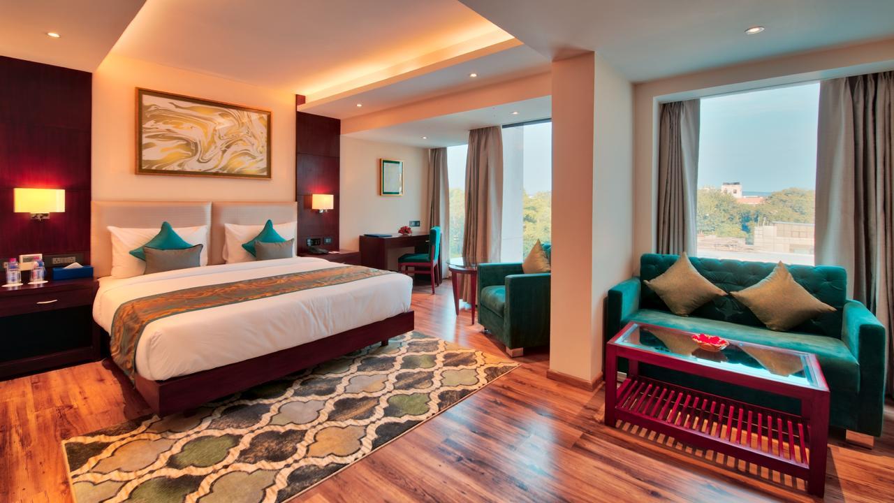 Golden Tulip Essential Jaipur Hotel Buitenkant foto