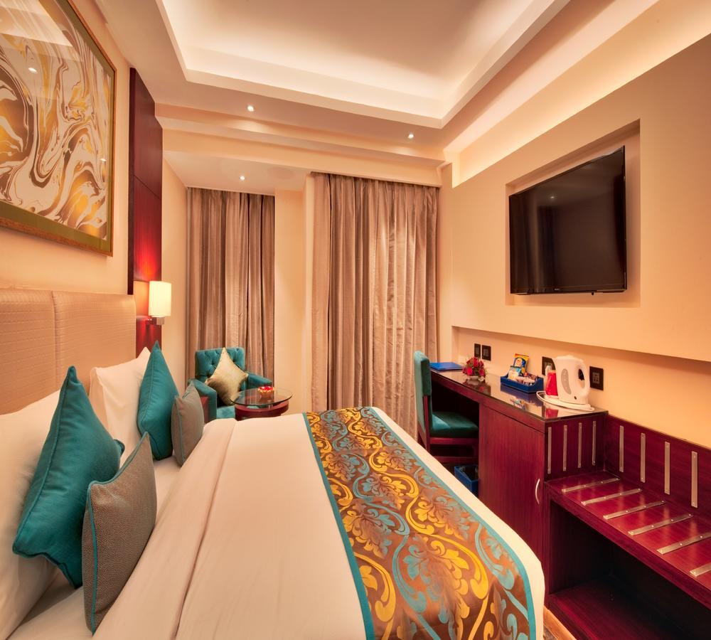 Golden Tulip Essential Jaipur Hotel Buitenkant foto